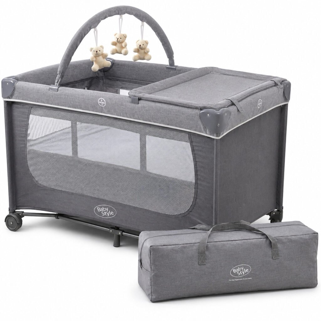 Berço portátil Joly Baby Style azul com trocador removível e mobile para bebê.