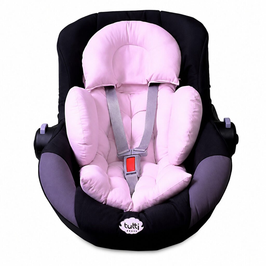 Colchonete redutor para bebê conforto acolchoado em algodão macio proporcionando conforto e apoio ao bebê.
